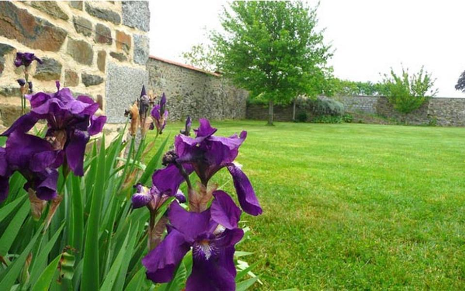 Bed and Breakfast Les Blotteries Juilley Exteriér fotografie